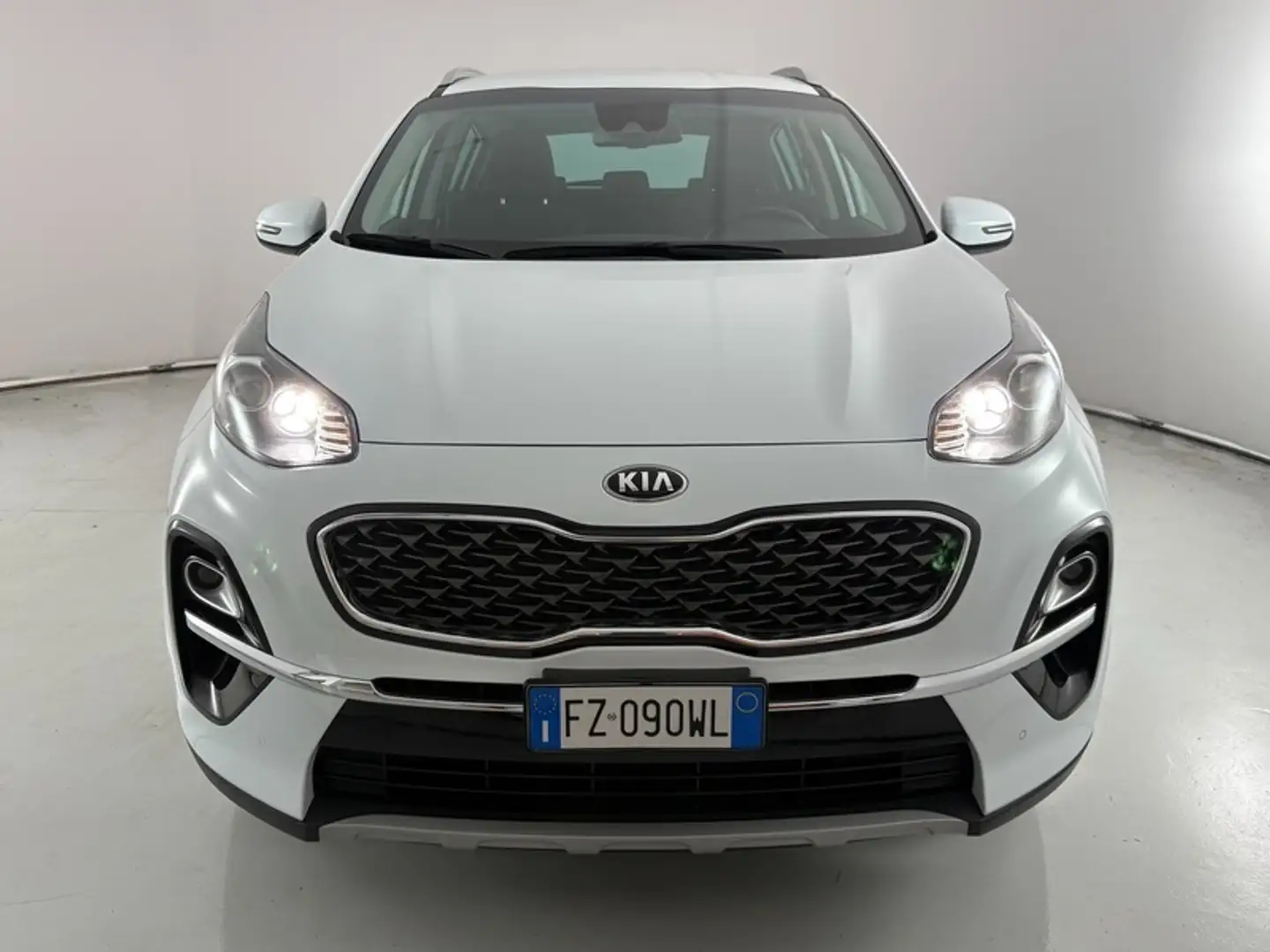 Kia Sportage 1.6 GDi Energy Adas Pack Plus Weiß - 2