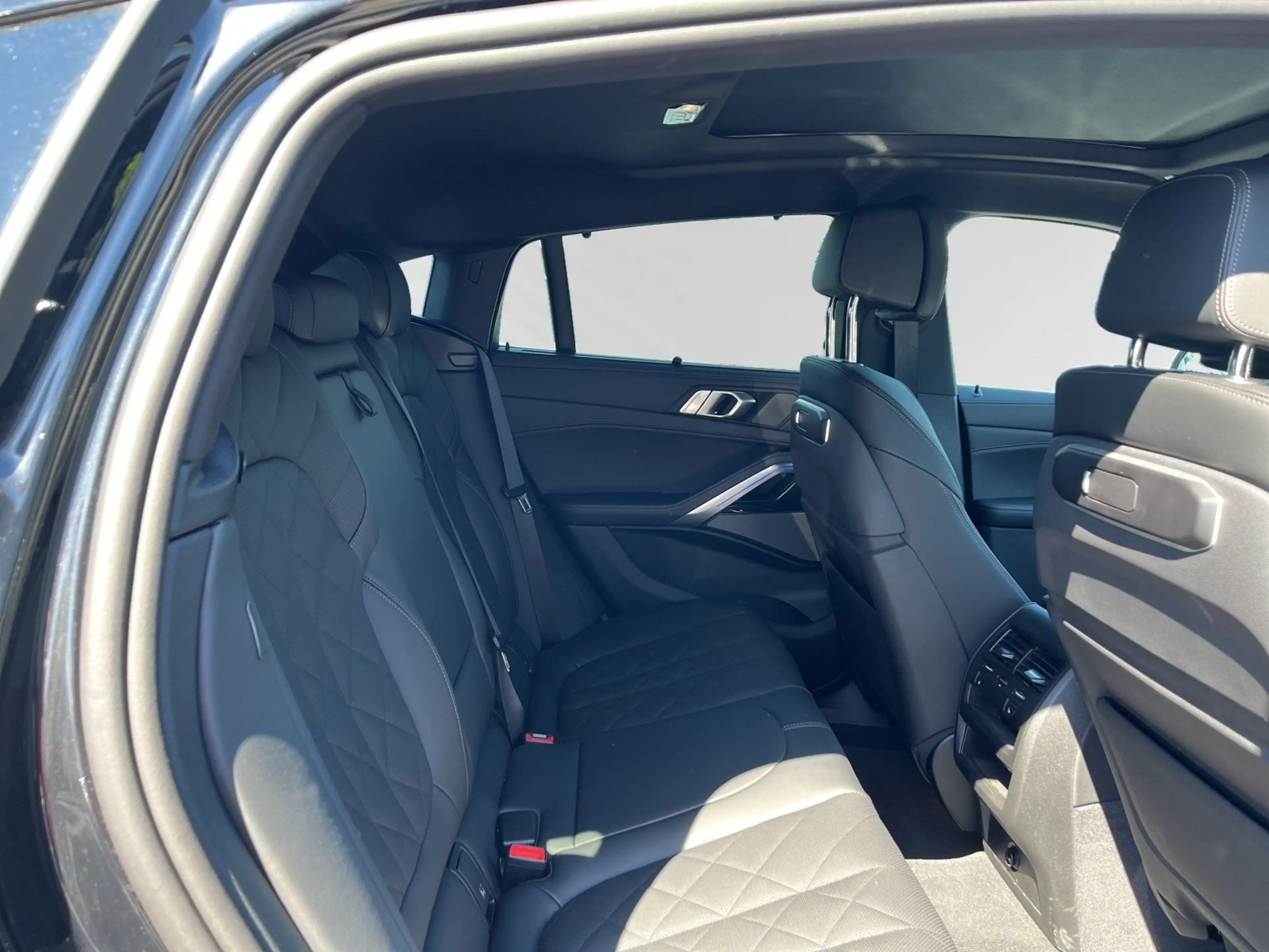 BMW X6 xDrive30d M Sport|AHK|Pano|Standhzg.|DAProf. — photo 13