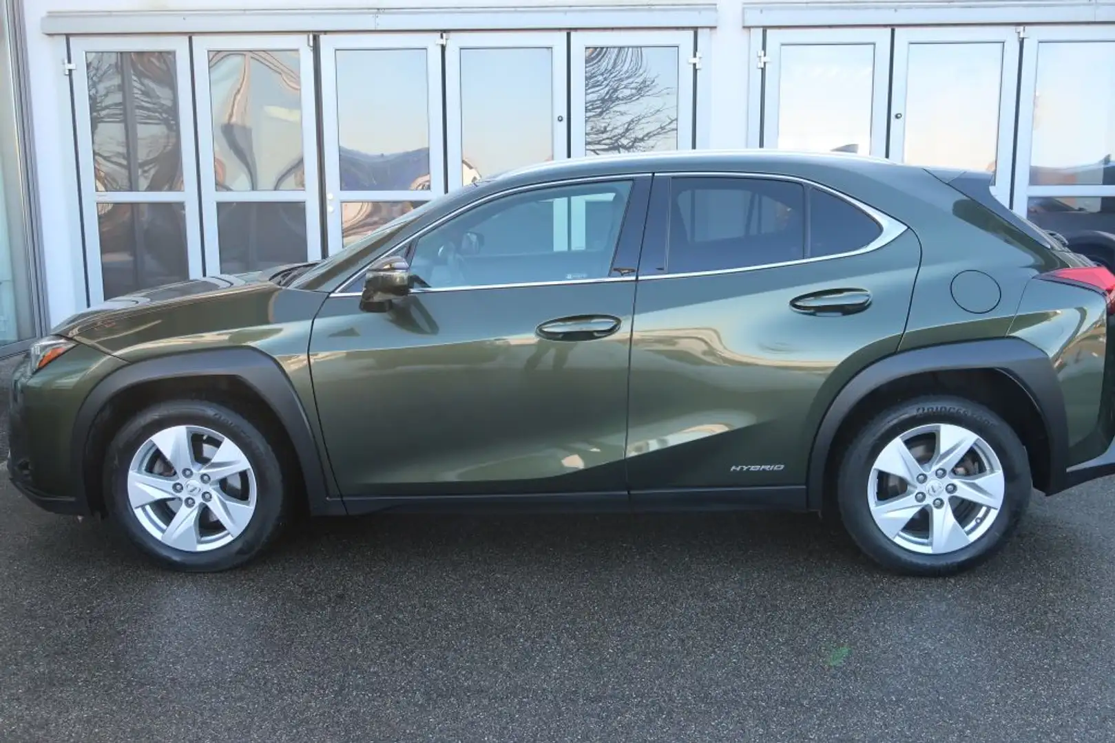 Lexus UX 250h Style Edition Grün - 2