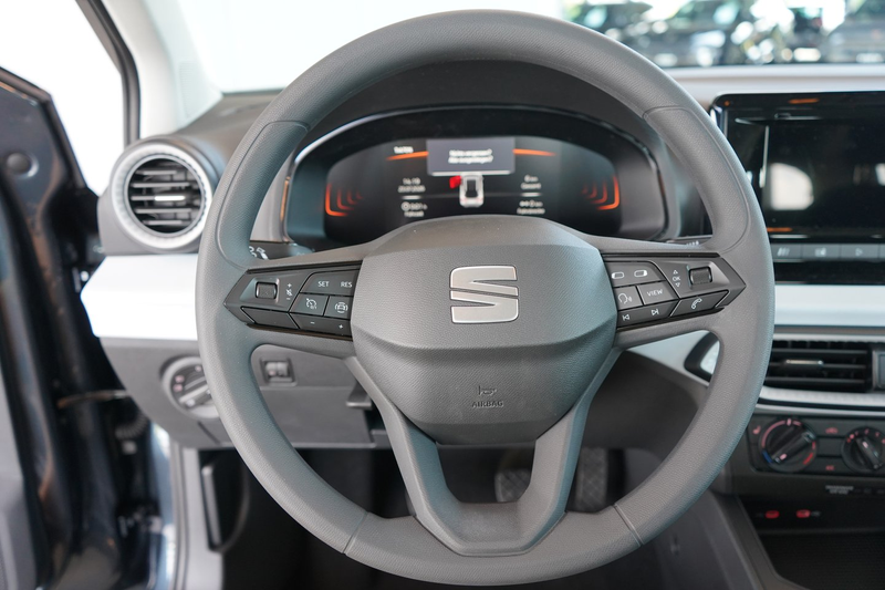 SEAT Arona Reference Edition 1.0 TSI — photo 6