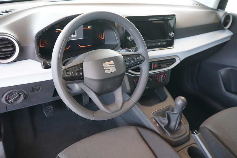 SEAT Arona Reference Edition 1.0 TSI — photo 3