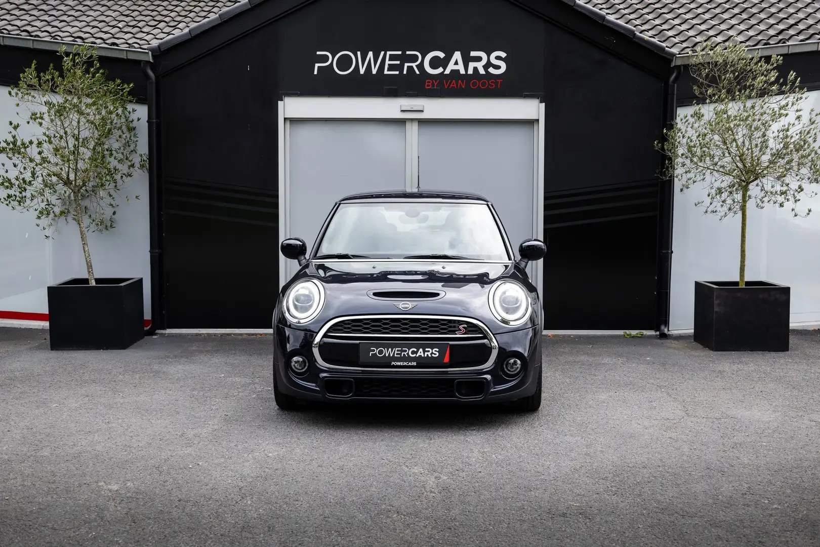 MINI Cooper S Automaat | Leder | H/K | Navi | LED Negro - 2