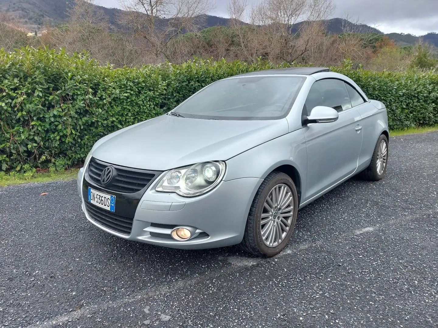 Volkswagen Eos 2.0T TSI - 1