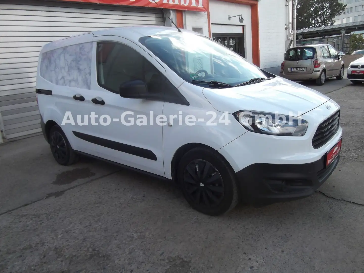 Ford Transit Courier Basis Weiß - 2
