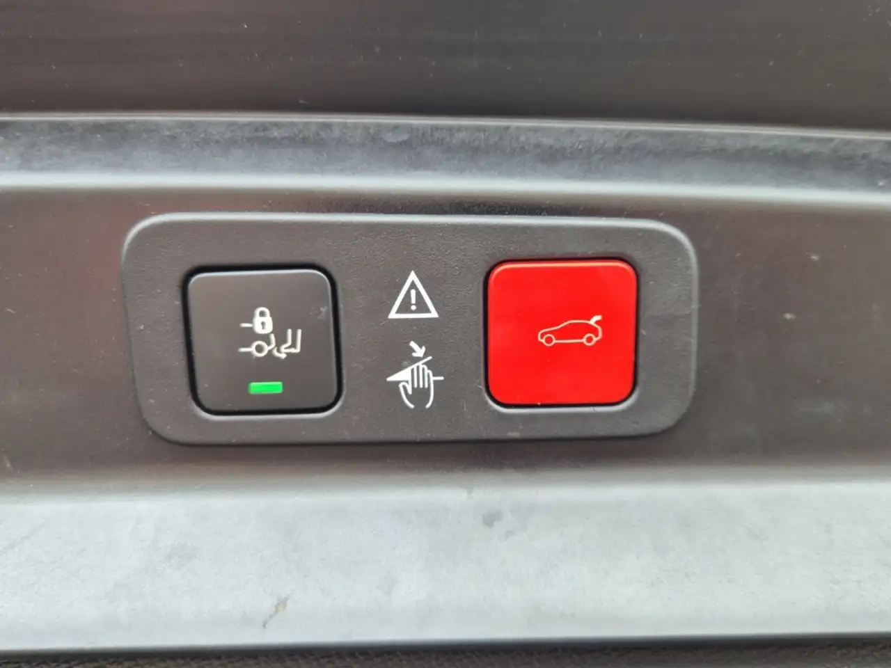 Peugeot 5008 Hybrid 136 GT e-DSC6 7-Sitzer El. Panodach Navi Di, миниатюра 22