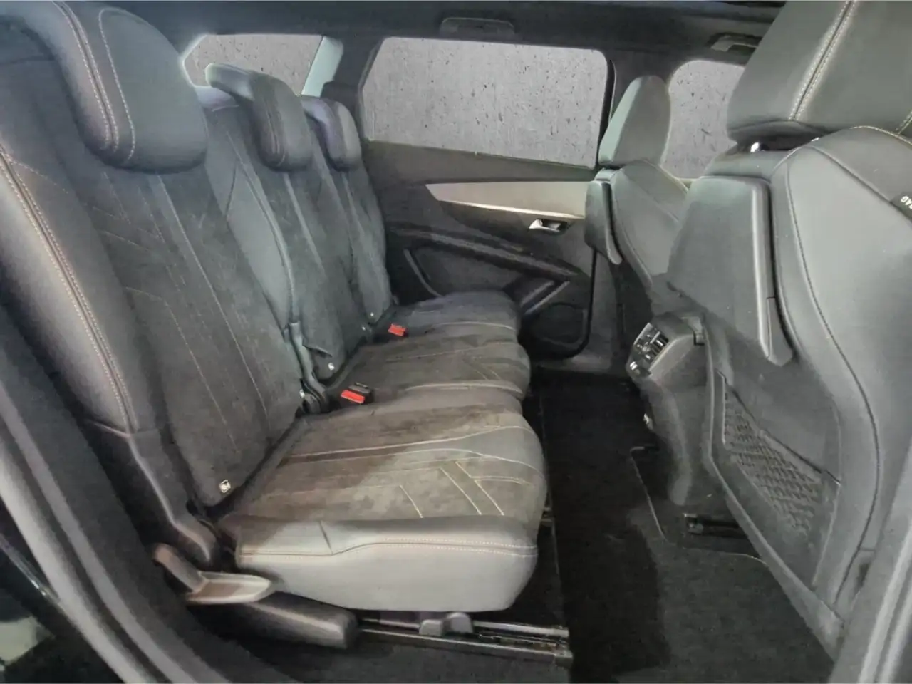 Peugeot 5008 Hybrid 136 GT e-DSC6 7-Sitzer El. Panodach Navi Di, миниатюра 14