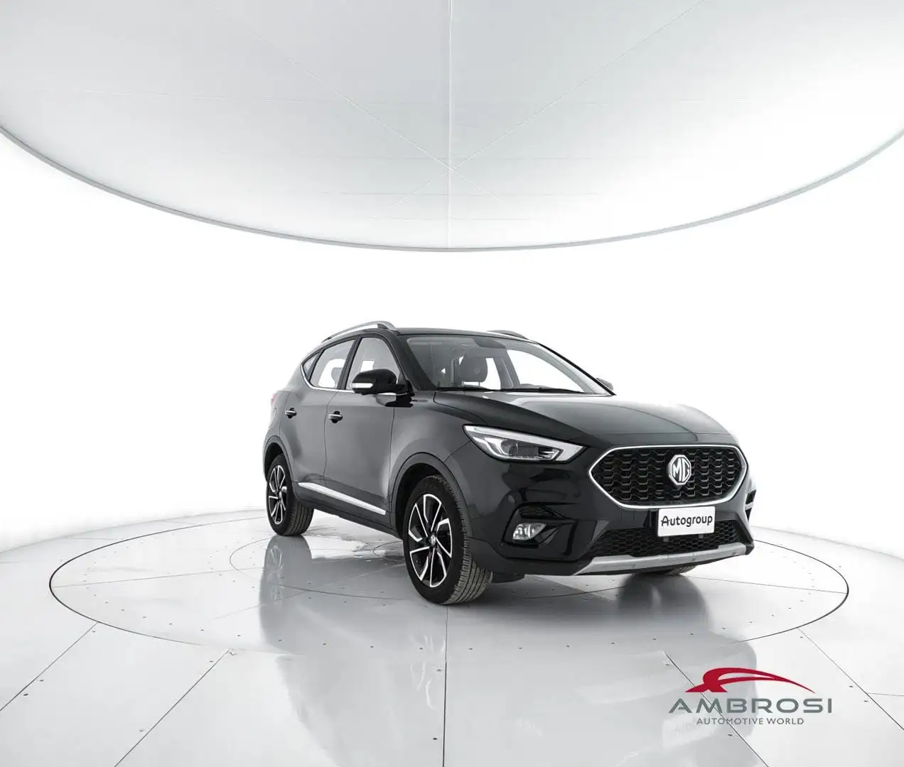MG ZS ZS 1.5 Luxury Negro - 2