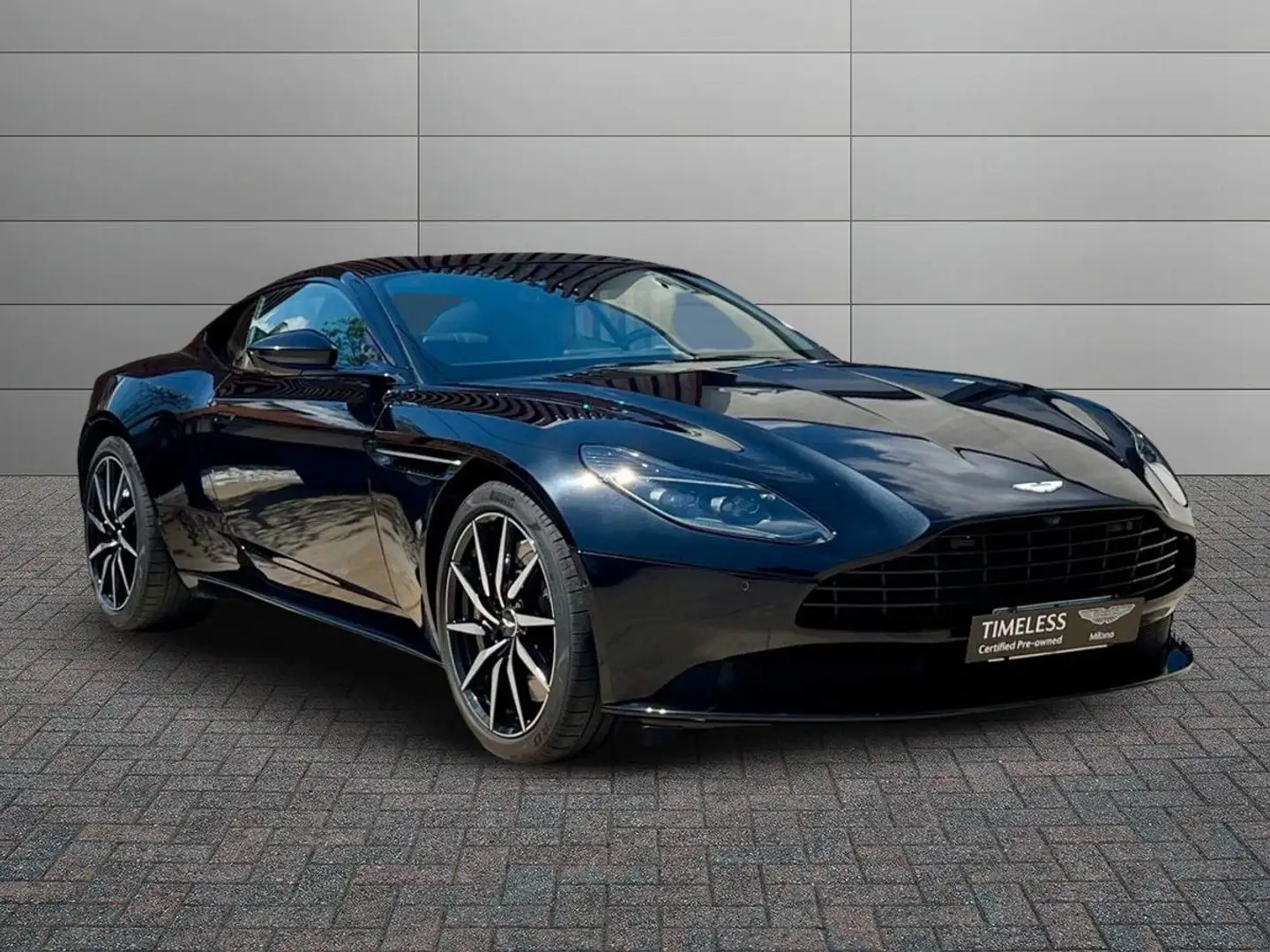 Aston Martin DB11 Coupe 4.0 V8 auto Nero - 1
