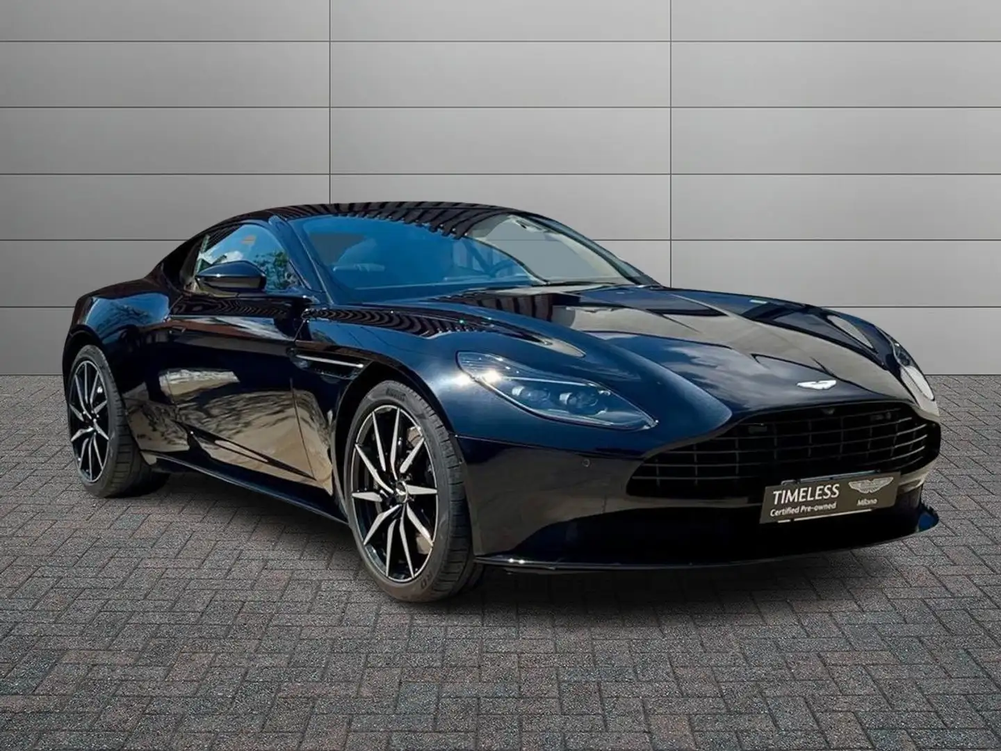 Aston Martin DB11 Coupe 4.0 V8 auto Nero - 1