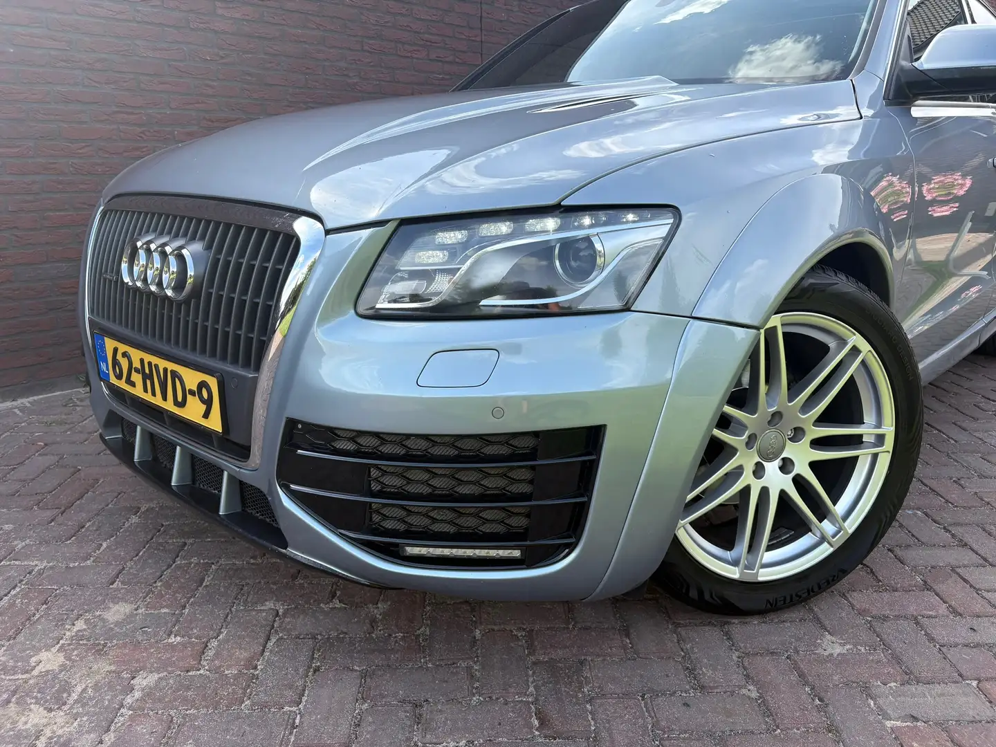 Audi Q5 2.0 TFSI quattro Pro Line Pano Trekhaak B&O Grijs - 2