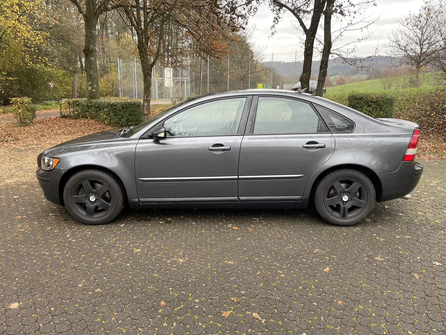 Volvo S40 T5 ~ 2,5 Turbo ~ 220 PS ~ Automatik ~ Xenon Grau - 2