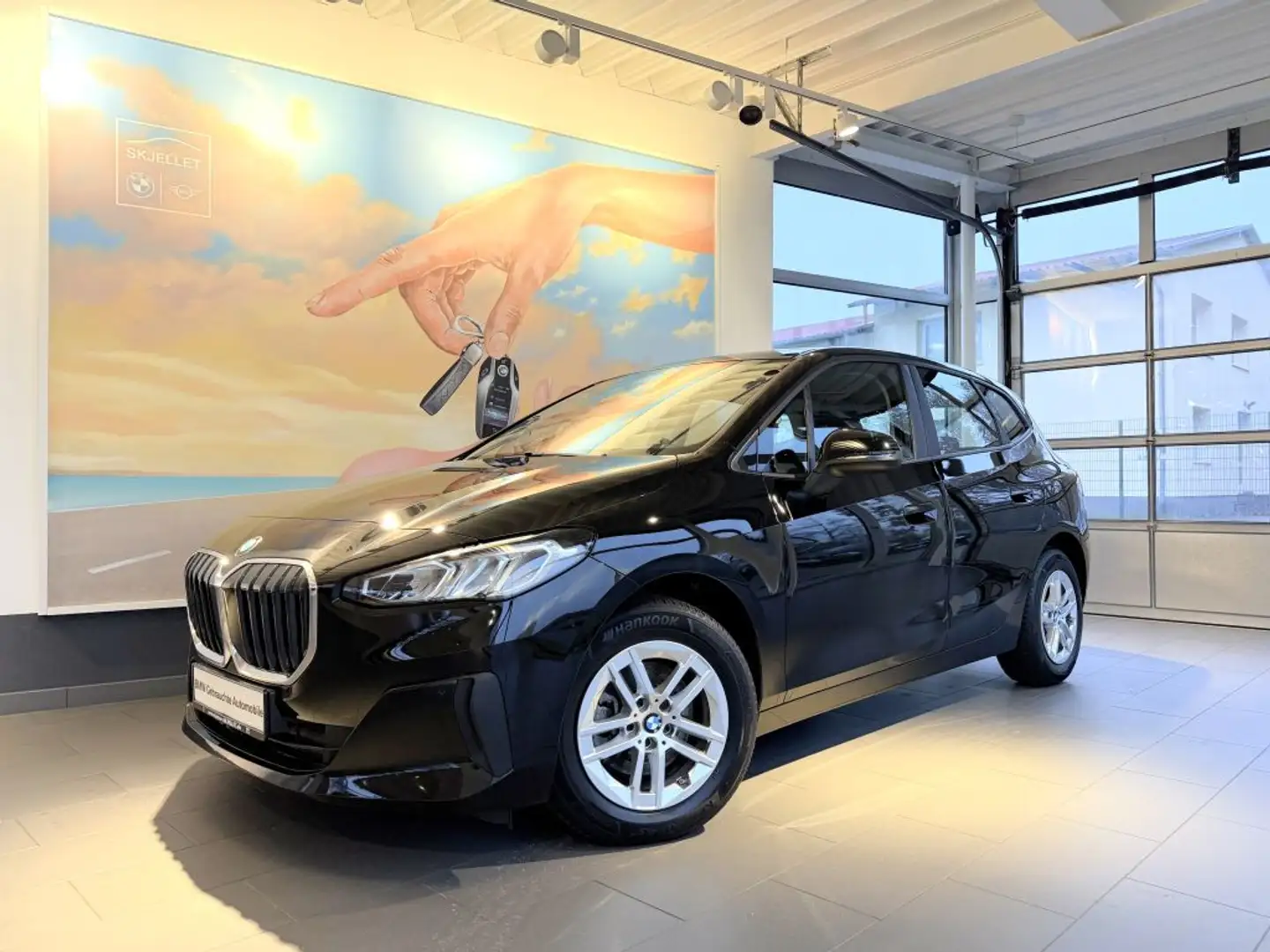 BMW 218 i Active Tourer TEMP+NAV+LED+SITZHZ+DAB+ALLWR Schwarz - 1