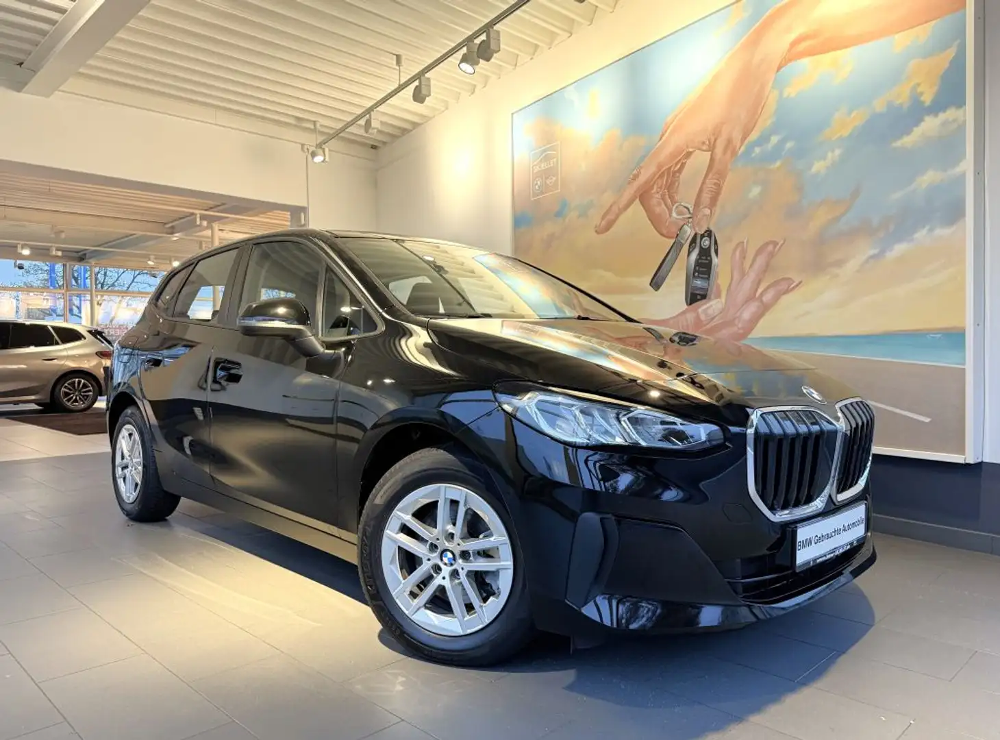 BMW 218 i Active Tourer TEMP+NAV+LED+SITZHZ+DAB+ALLWR Schwarz - 2