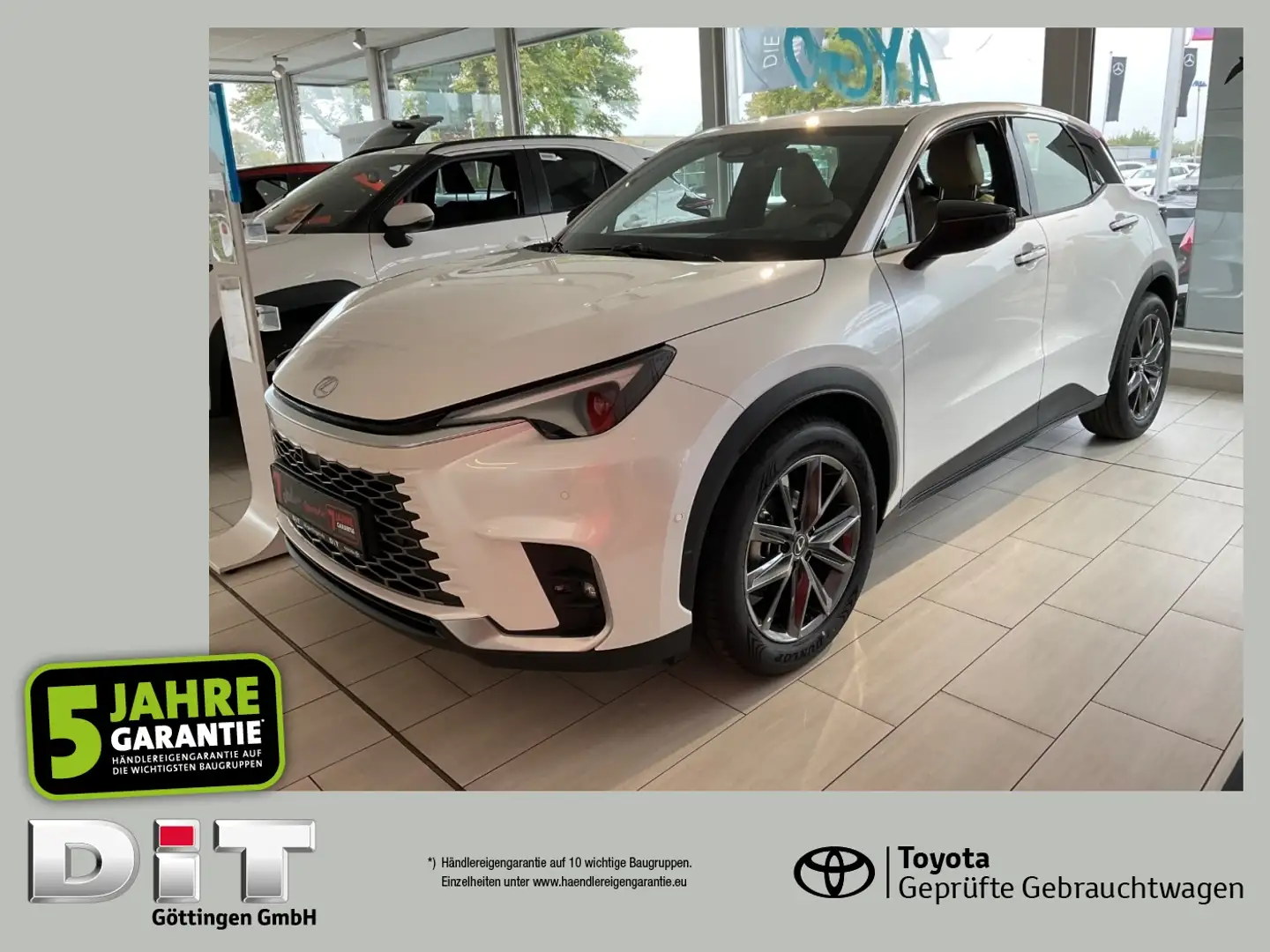 Lexus LBX 1.5 (FWD) Elegant ACC+LED+Navi+SHZ+360+Kam. Blanc - 1