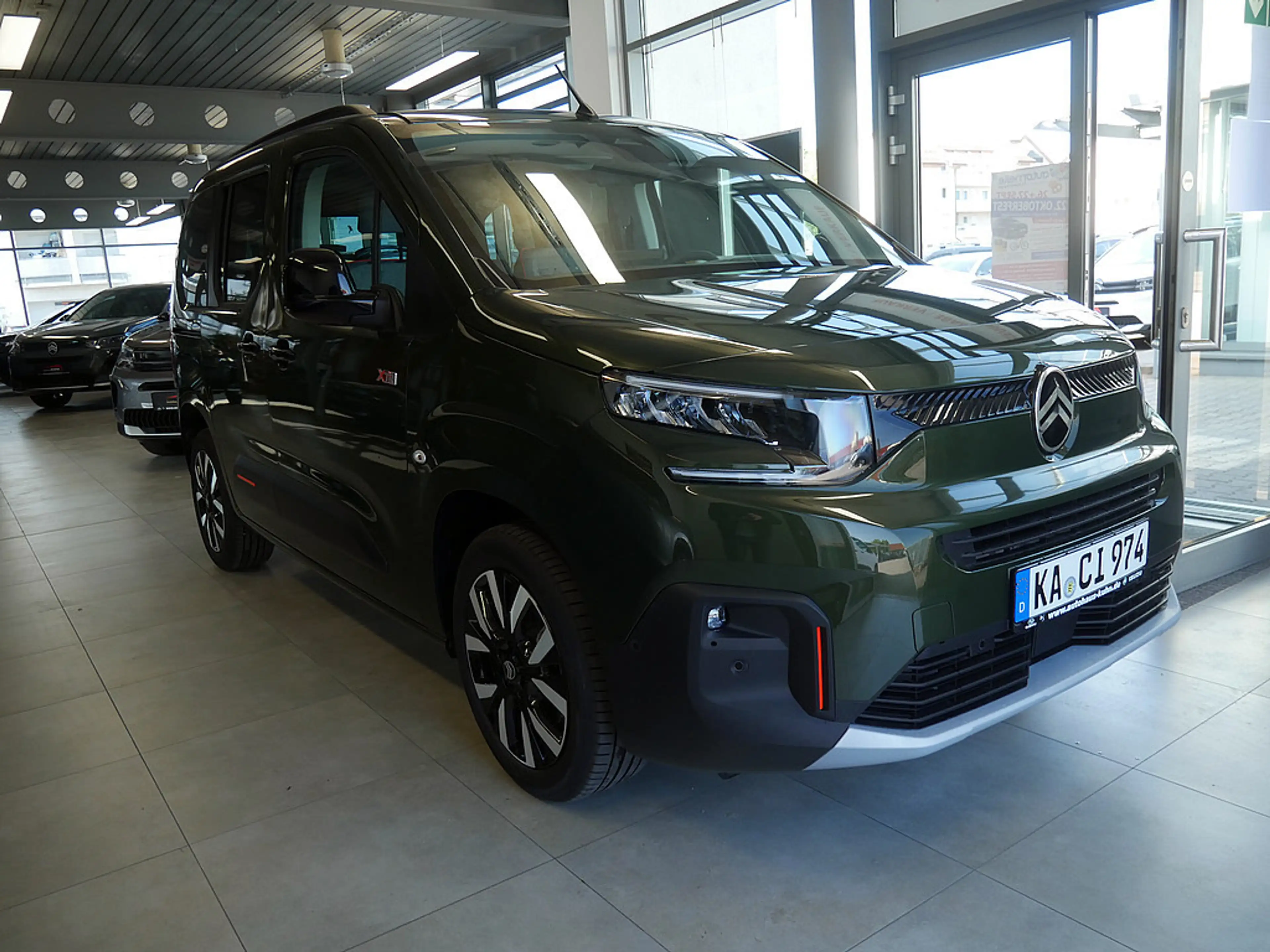 Citroen Berlingo M Diesel 130 MAX KAMERA NAVI ACC LED — photo 3