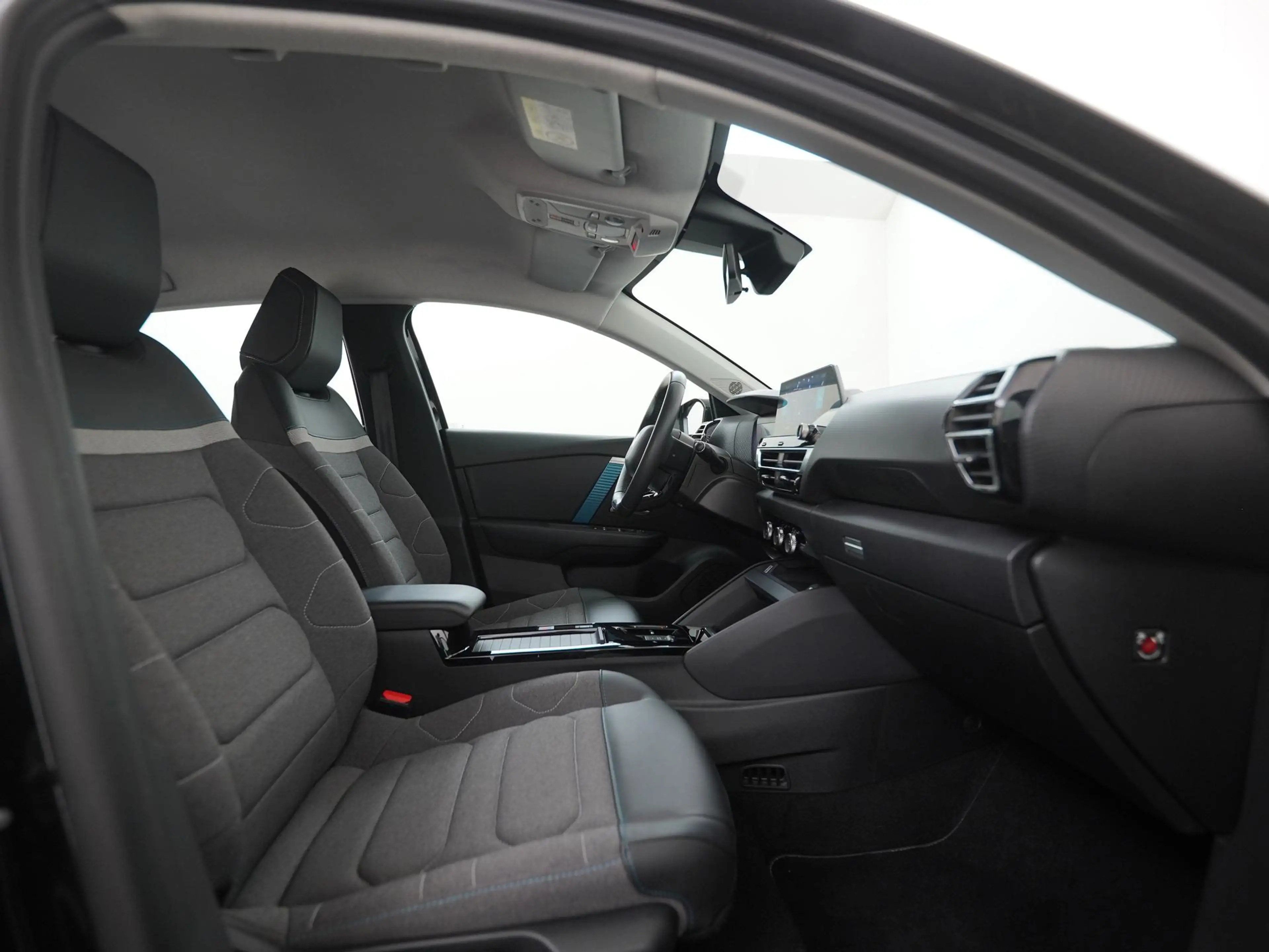 Citroen E-C4 Electric Feel Pack 50 kWh | SOH 100% | Head-Up | Camera | W — photo 3