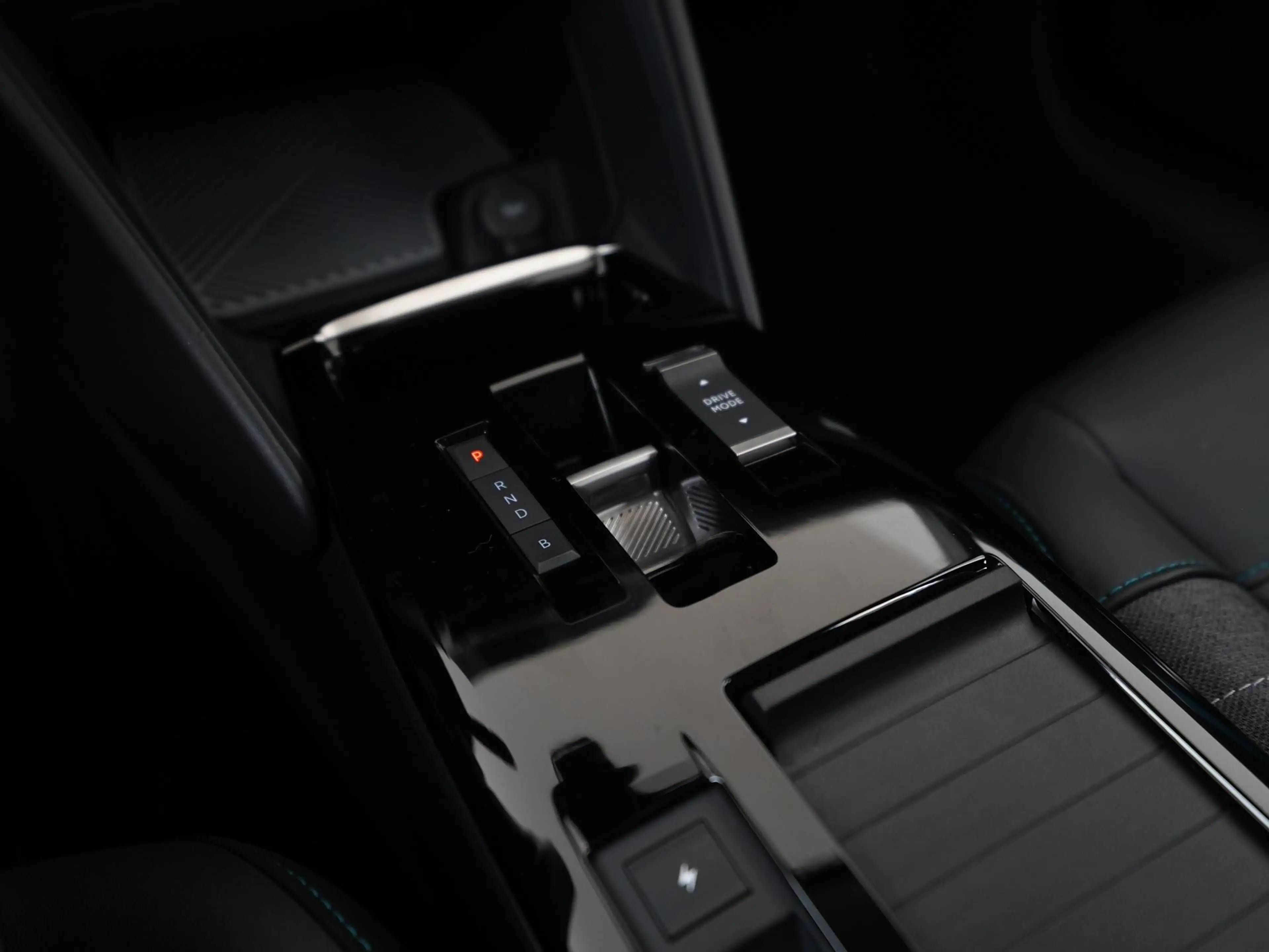 Citroen E-C4 Electric Feel Pack 50 kWh | SOH 100% | Head-Up | Camera | W — photo 11