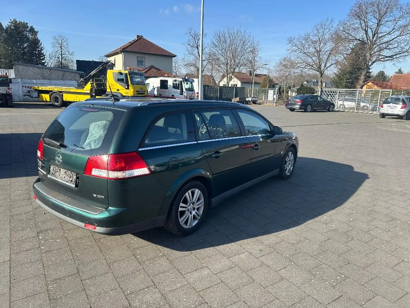 Opel Vectra 1.9 CDTI Caravan mit HU Zöld - 2