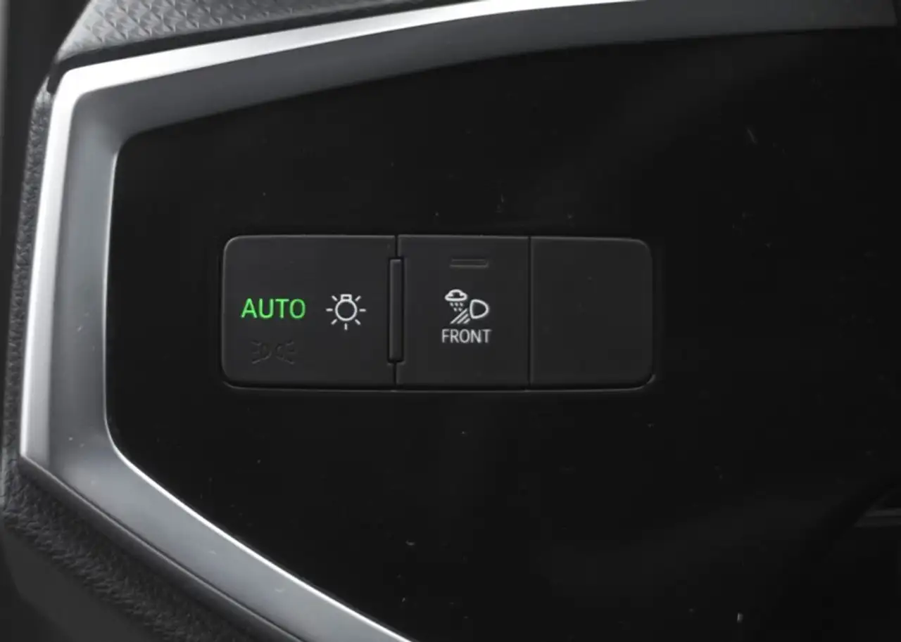 Audi Q3 снимка Audi Q3