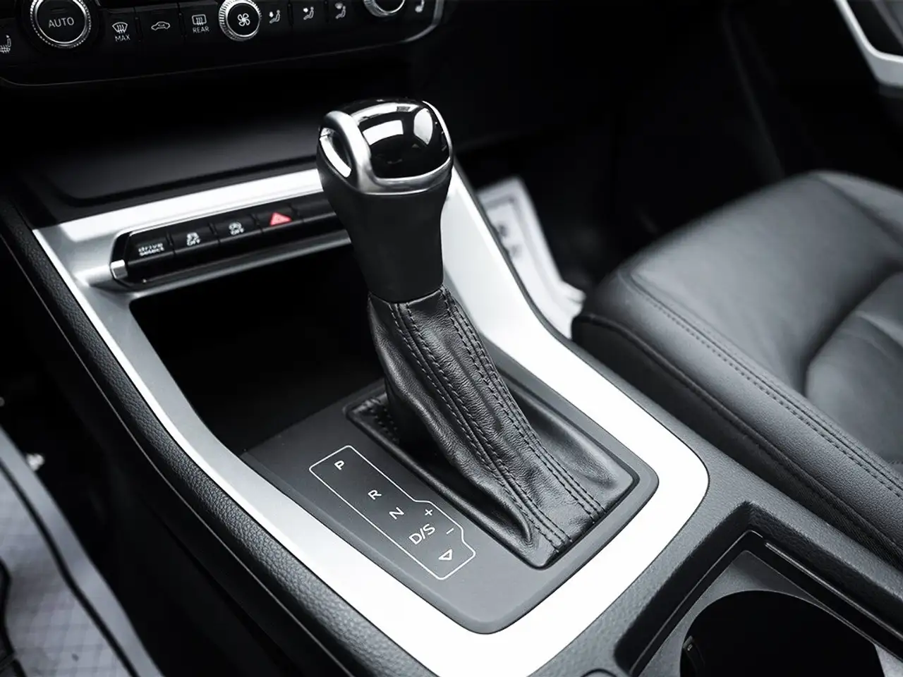 Audi Q3 снимка Audi Q3