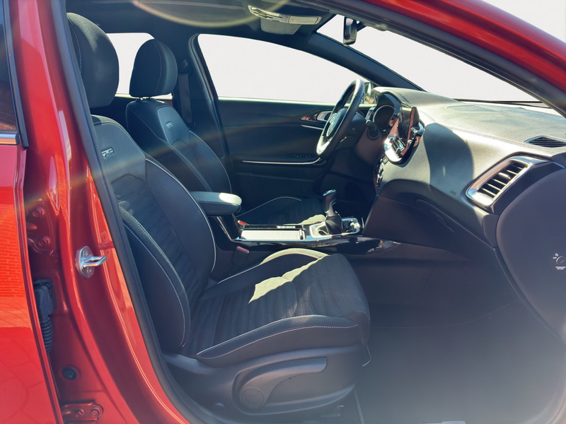 Kia ProCeed / pro_cee'd — photo 11