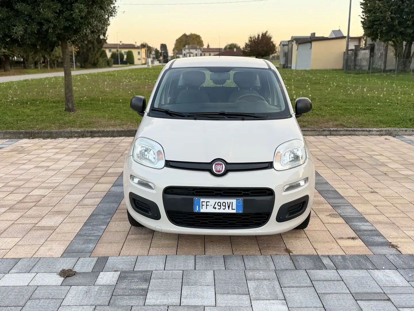 Fiat Panda Panda III 2016 1.2 Lounge 69cv NEOPATENTATI - 2