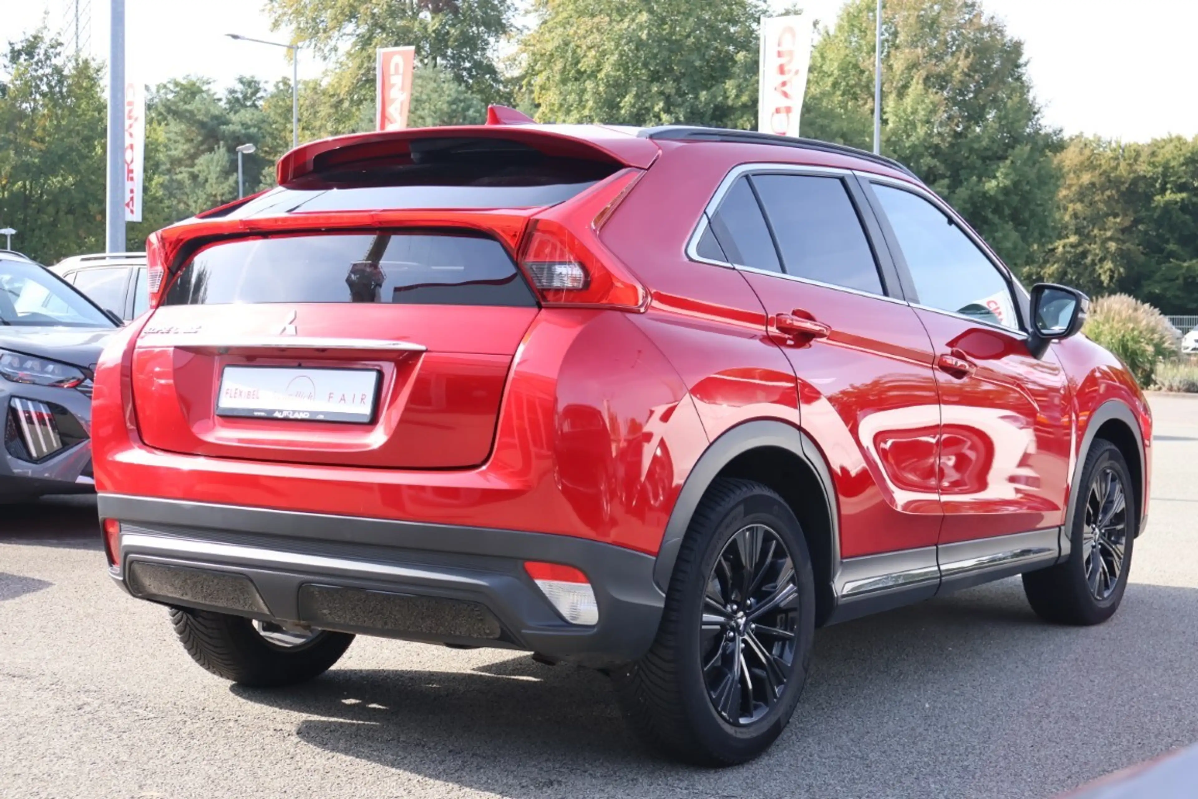 Mitsubishi Eclipse Cross 1.5 T-MIVEC Kamera LED AHK 360° — photo 6
