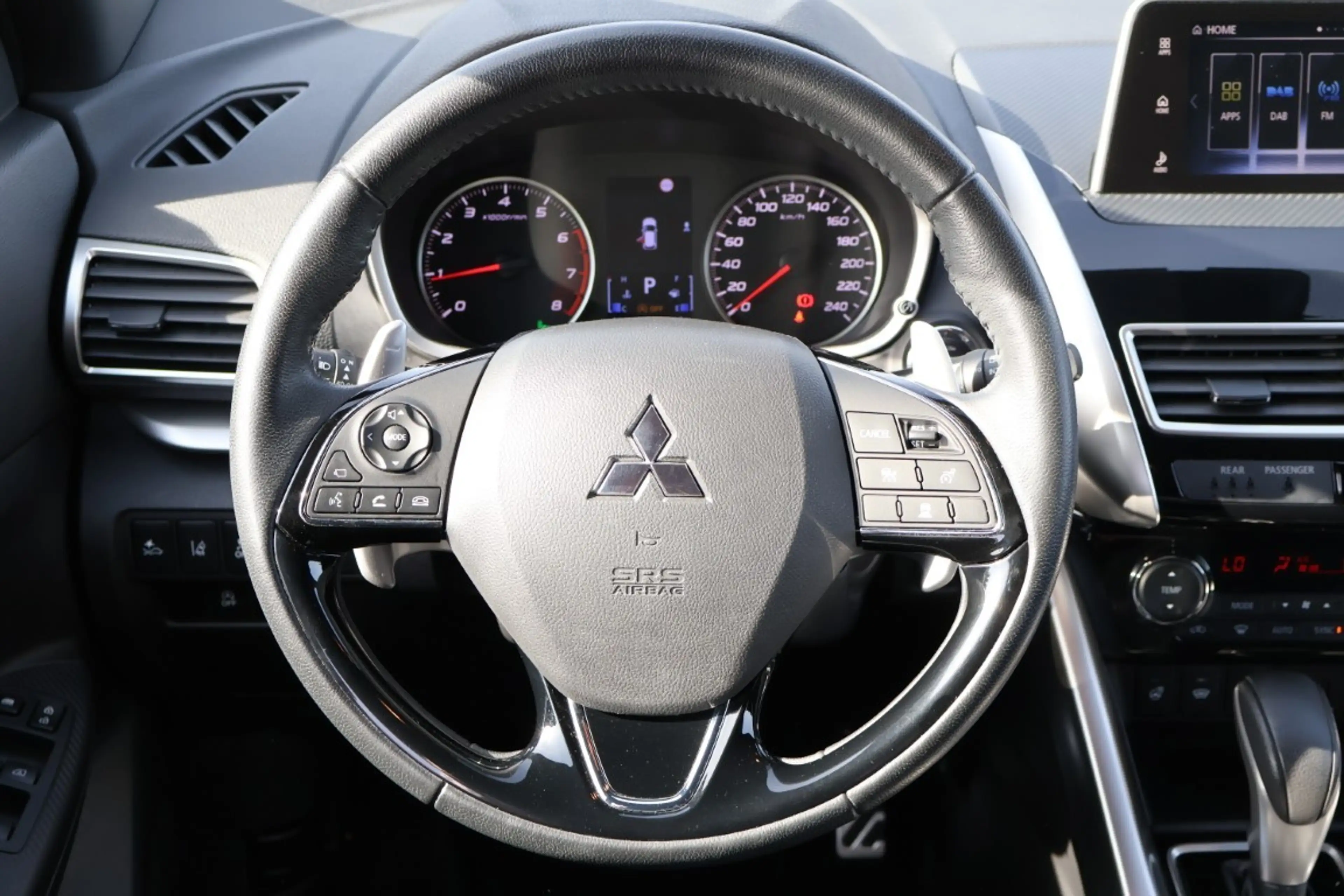 Mitsubishi Eclipse Cross 1.5 T-MIVEC Kamera LED AHK 360° — photo 14