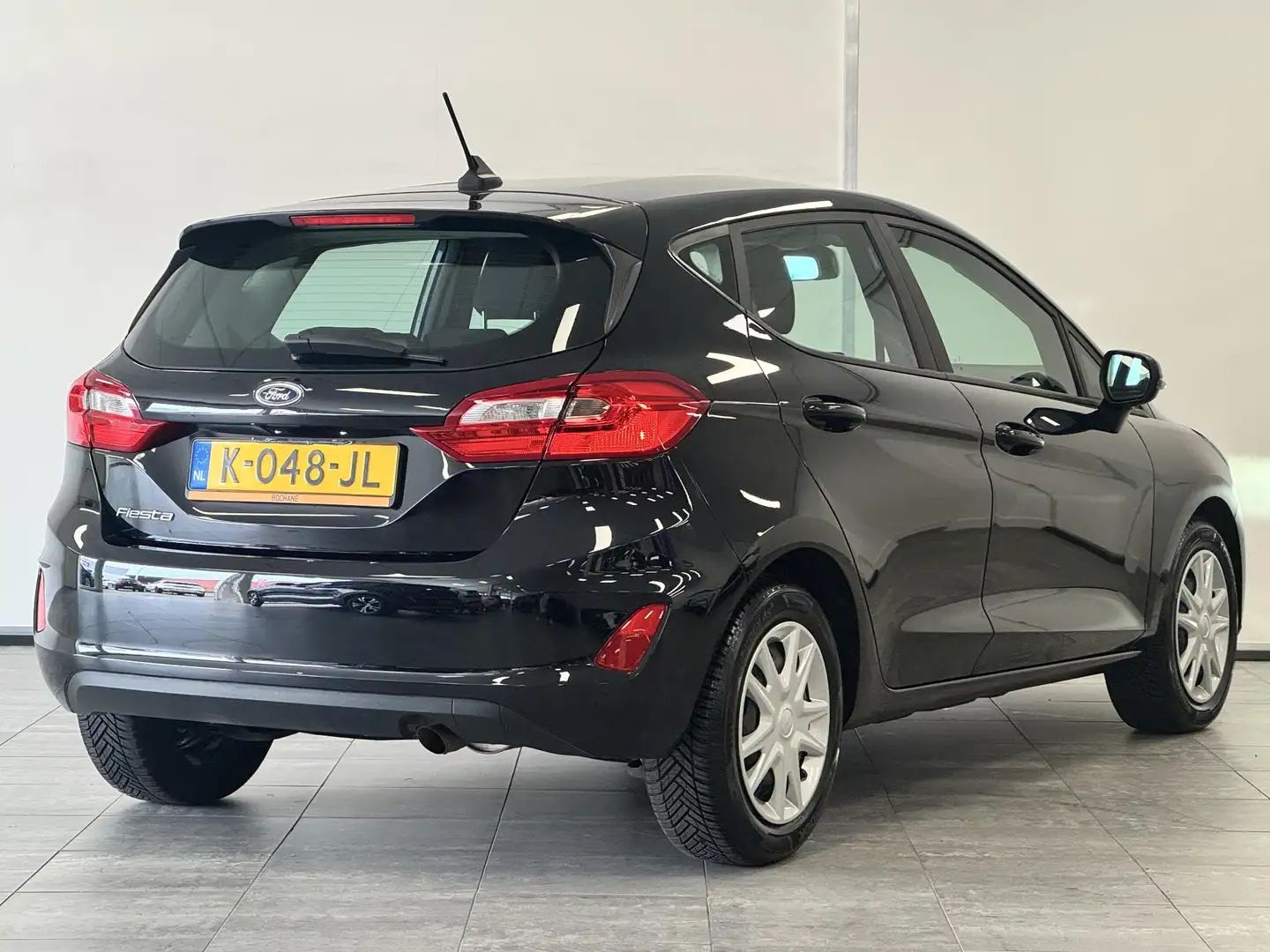 Ford Fiesta 1.0 EcoBoost Connected | 1e-EIG. | APPLE CARPLAY | Noir - 2
