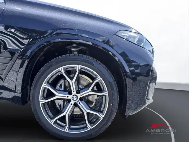 BMW X5 view 19