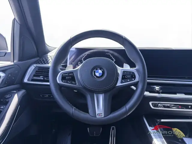 BMW X5 view 14