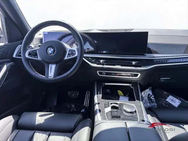 BMW X5 view 15