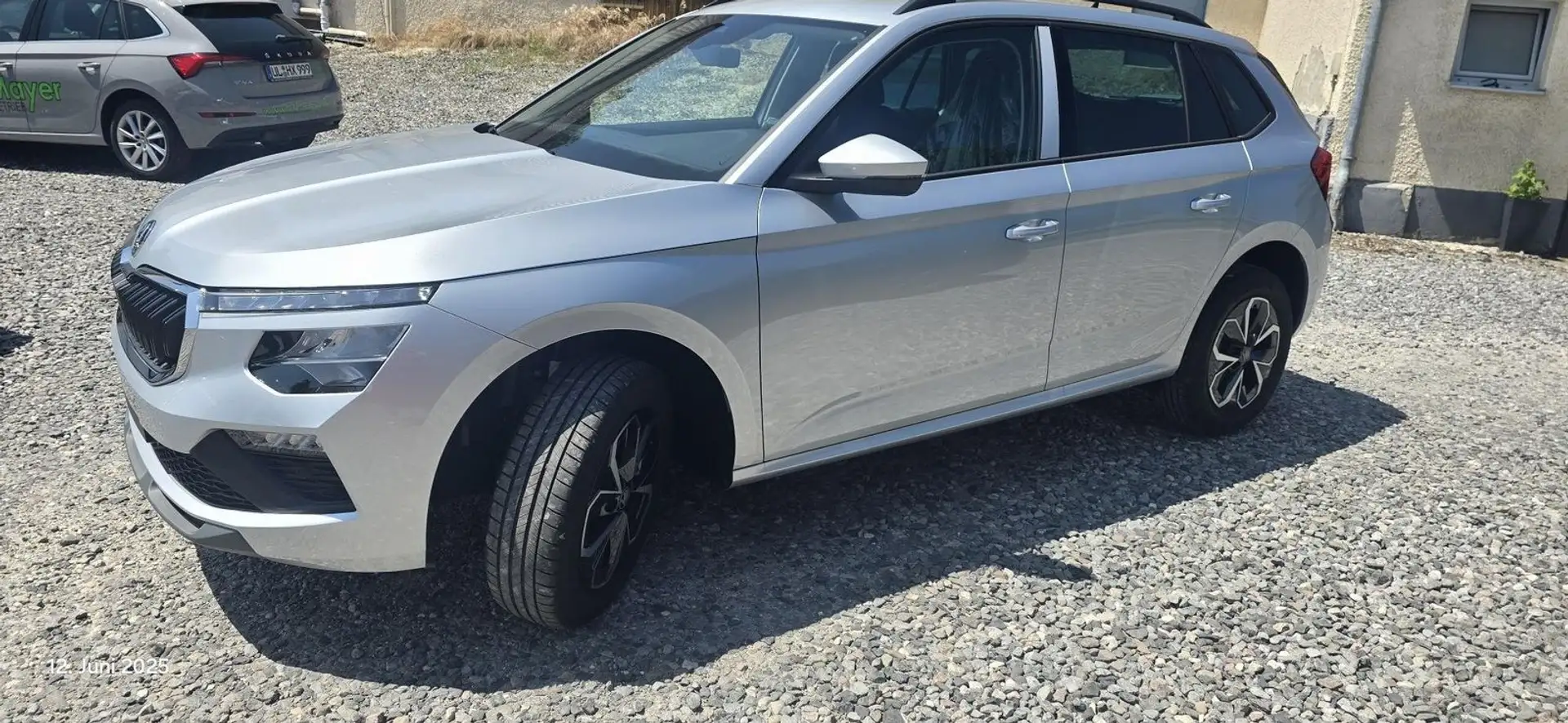 Skoda Kamiq Selection (Selection) 1,0TSI DSG *AHK schw Silber - 1