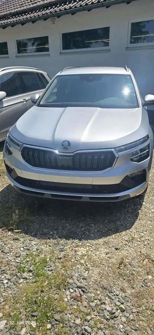 Skoda Kamiq Selection (Selection) 1,0TSI DSG *AHK schw Silber - 2