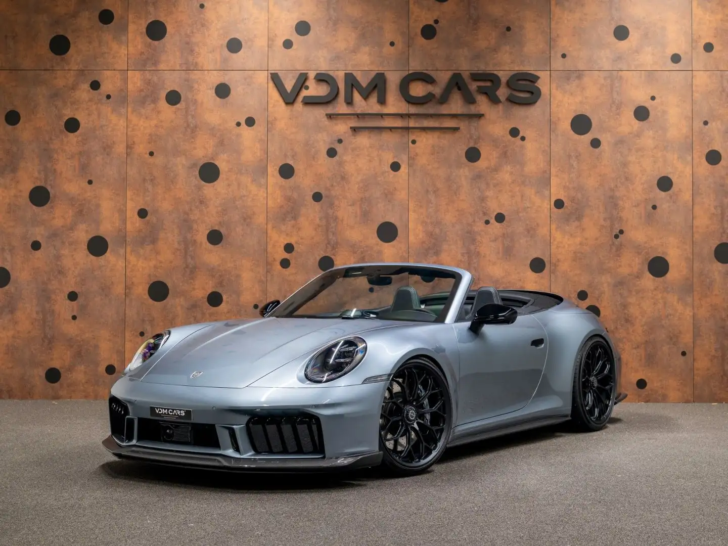 Porsche 911 Carrera GTS T-Hybrid Cabriolet*TECHART*LIFT* Grau - 1