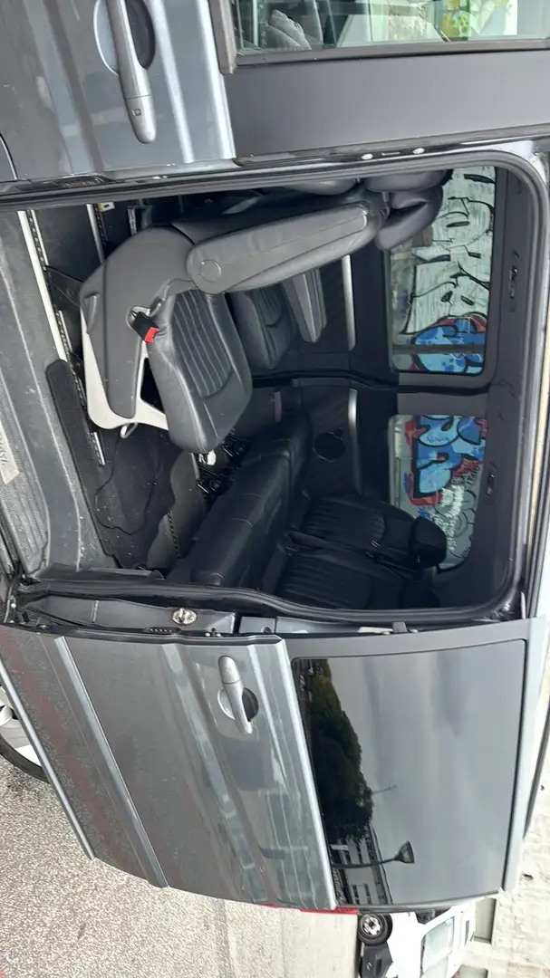 Mercedes-Benz Viano 3.0 CDI V6 Ambiente - 2