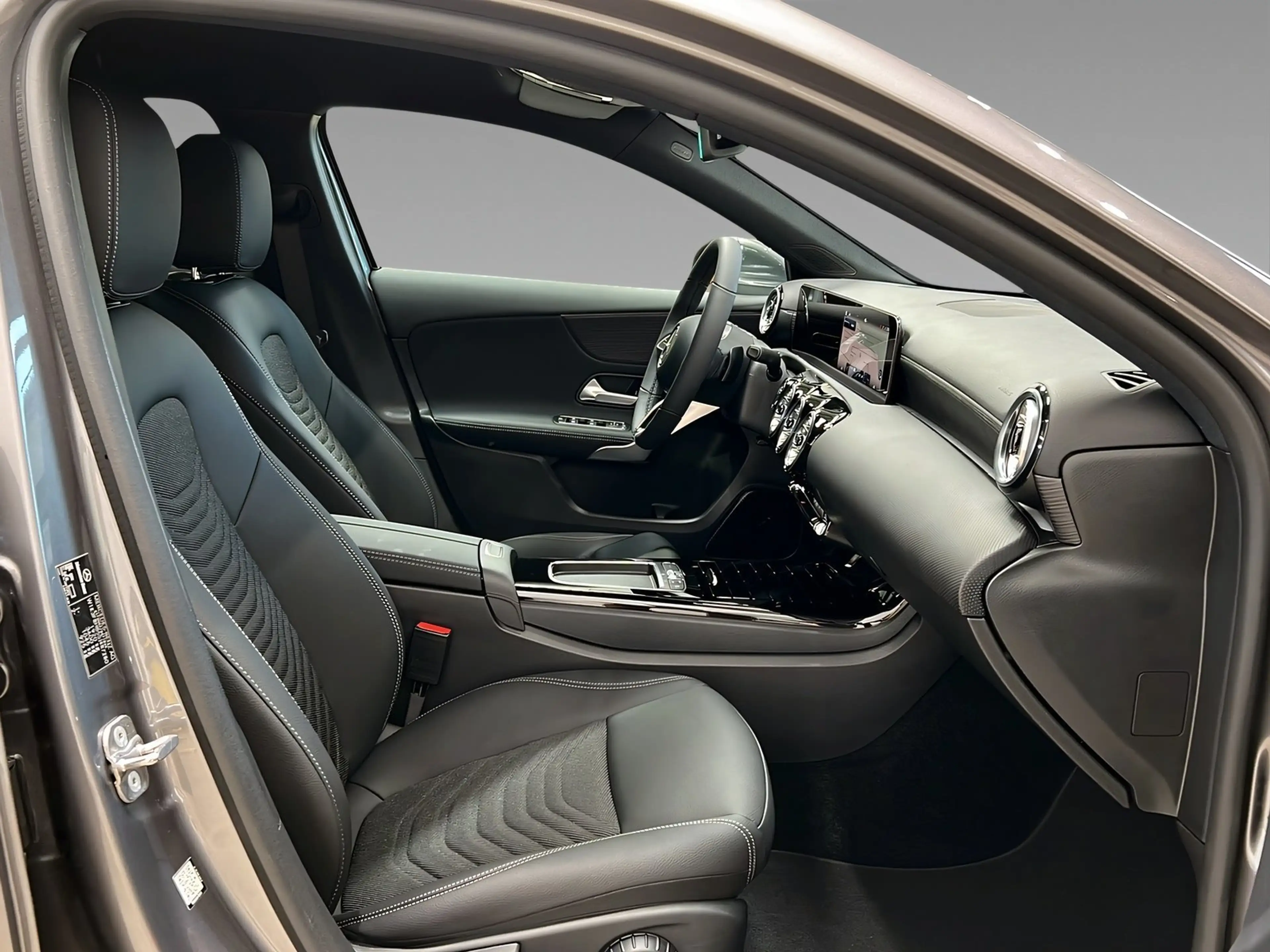Mercedes-Benz A 200 PROGRESSIVE+LED+Kamera+CarPlay+LrHz+AHK — photo 14