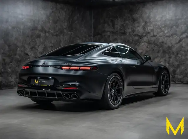 Mercedes-Benz Amg GT view 6