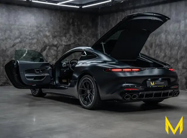 Mercedes-Benz Amg GT view 7
