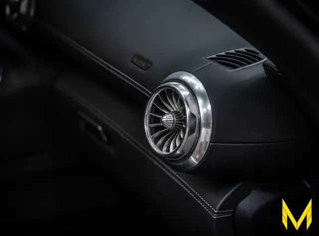 Mercedes-Benz Amg GT view 22