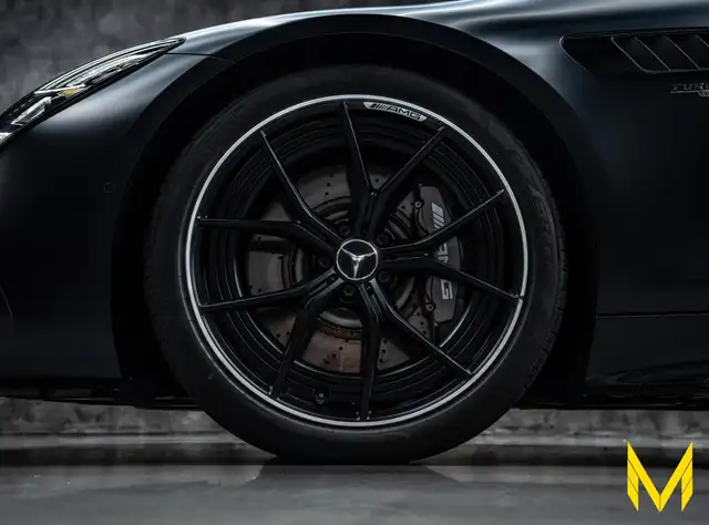 Mercedes-Benz Amg GT view 10