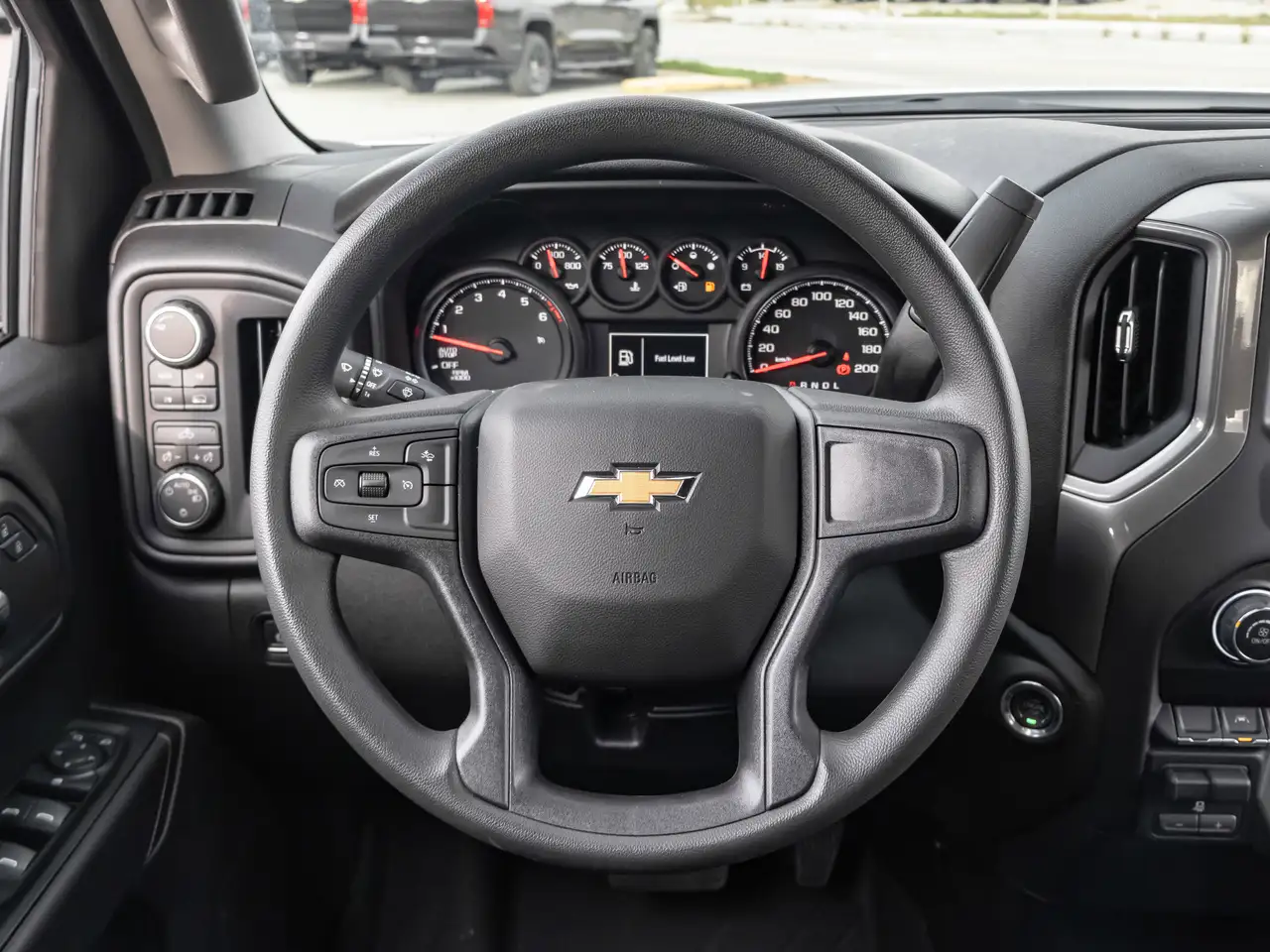 Chevrolet Silverado 1500 снимка Chevrolet Silverado 1500