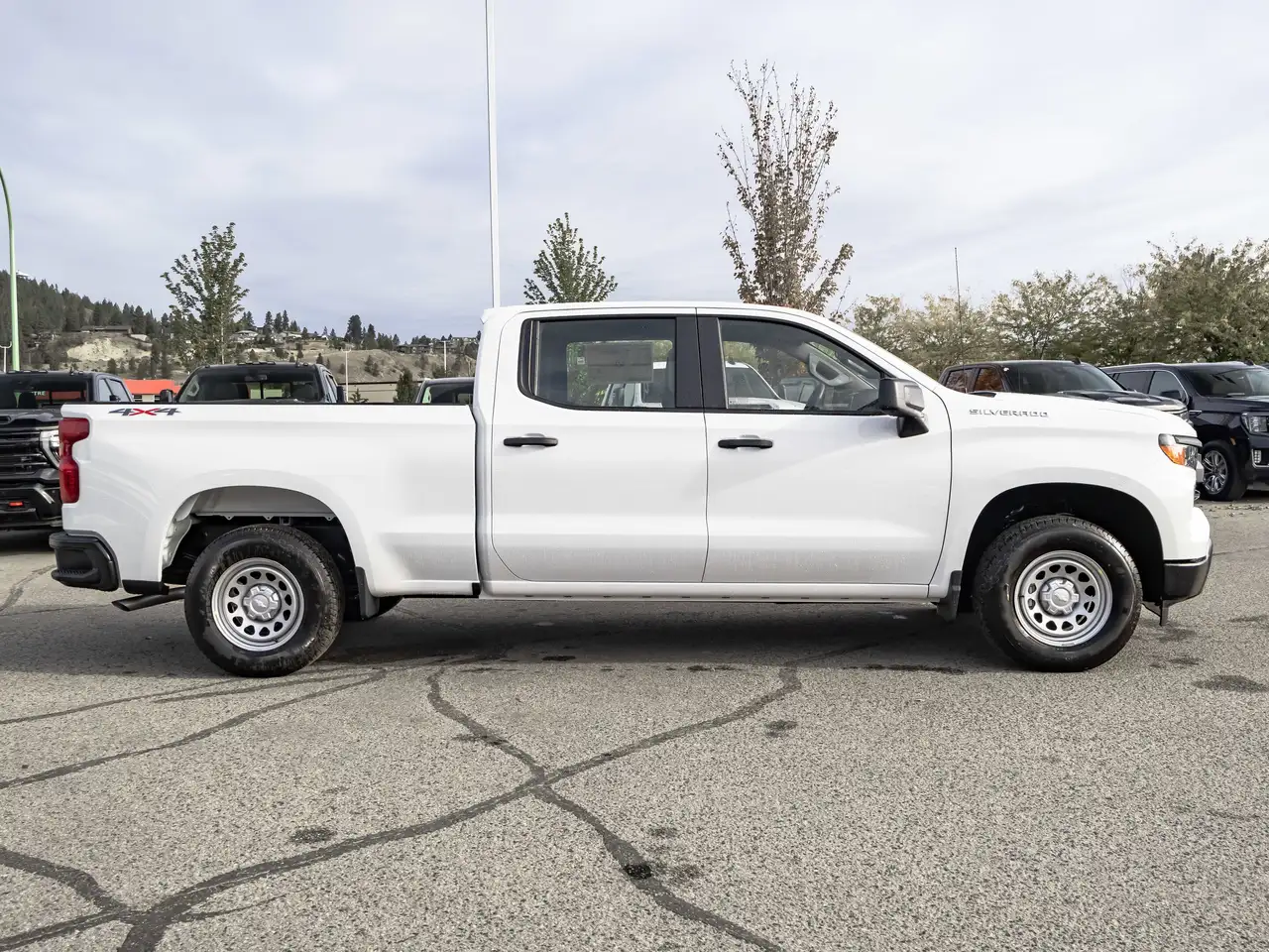 Chevrolet Silverado 1500 снимка Chevrolet Silverado 1500