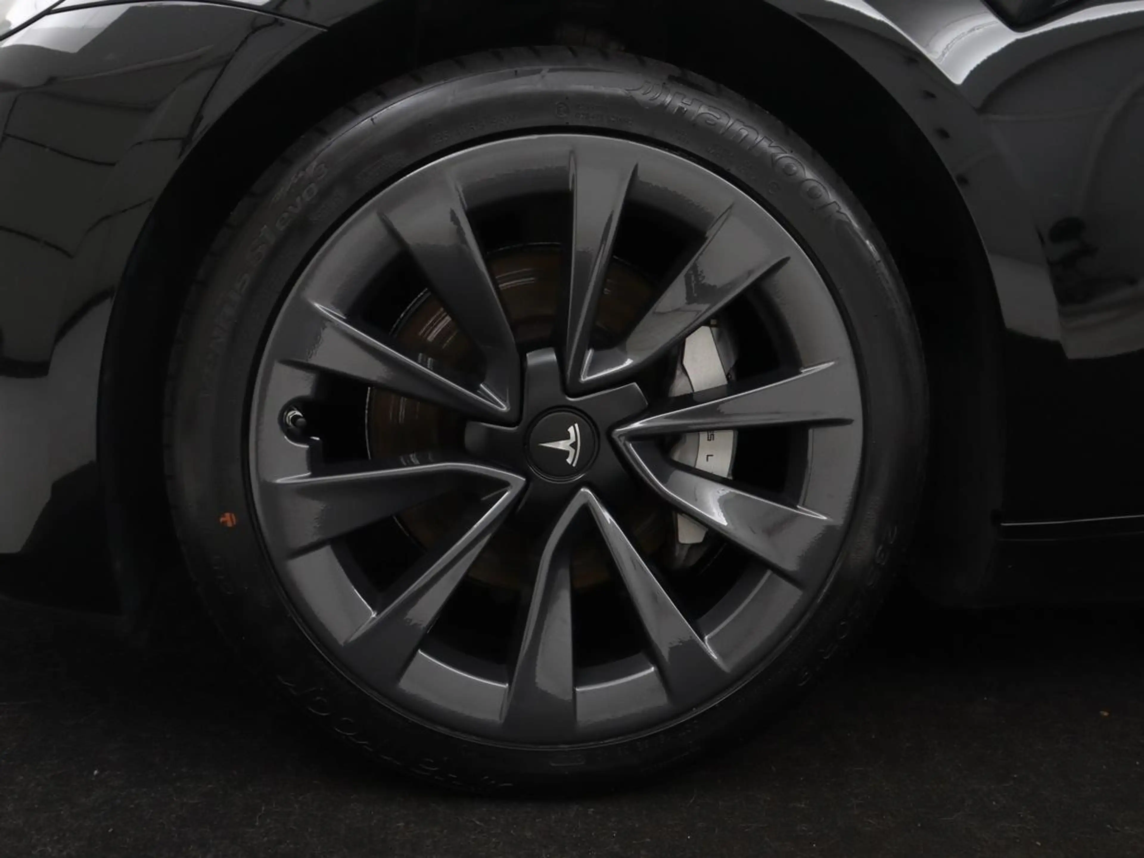 Tesla Model 3 Standard RWD Plus 60 kWh | SOH 91,8 % | Panoramada — photo 38