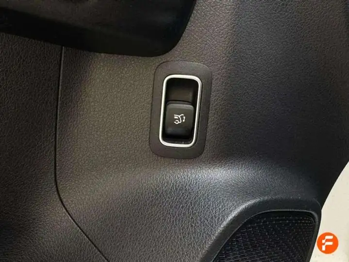 Mercedes-Benz GLA 2022, foto 20