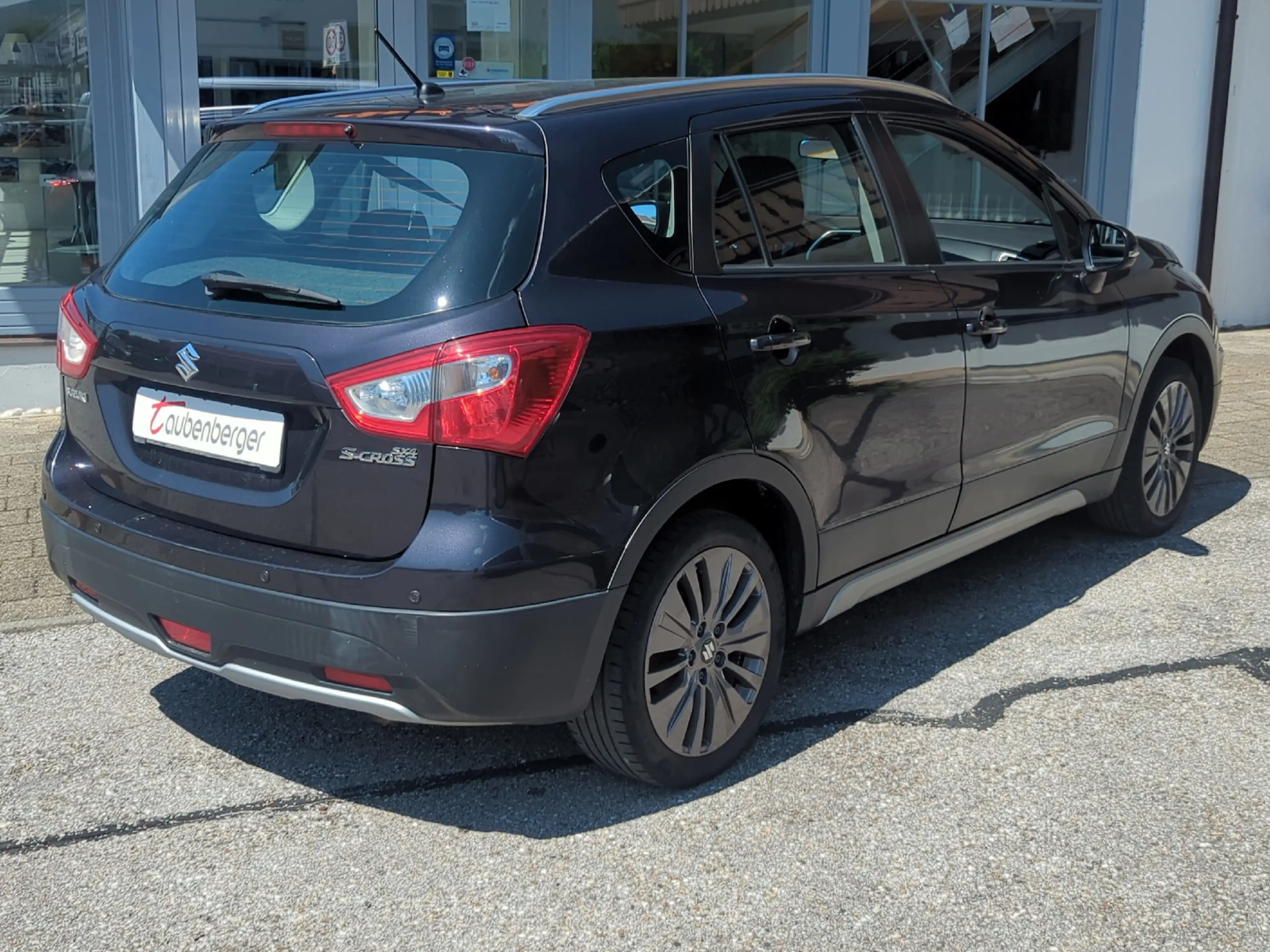 Suzuki SX4 S-Cross Comfort 1.6 VVT *Navi, Alu* — photo 4