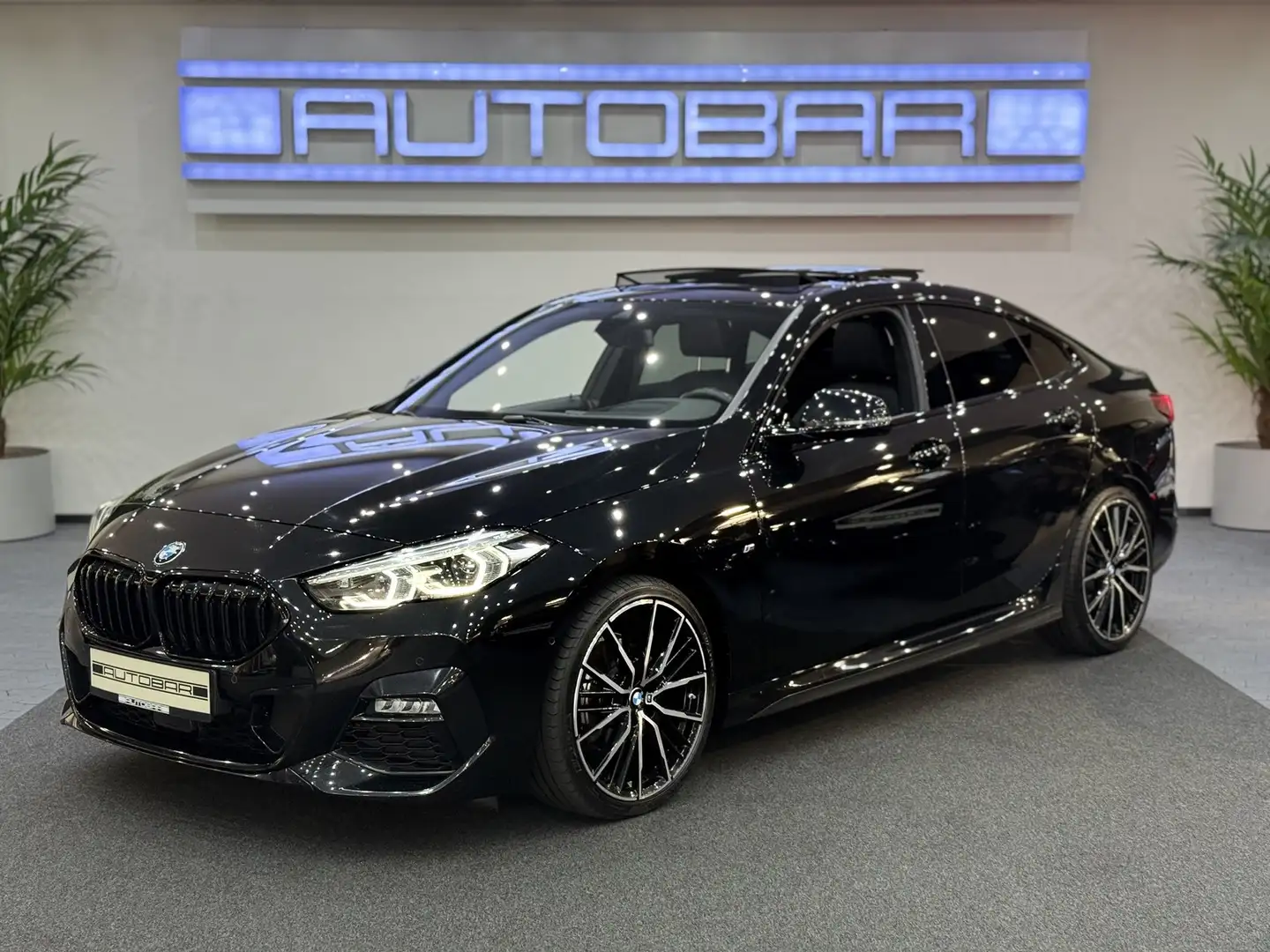 BMW 218 Grand Coupé M-SPORT*PANO*LEDER*HUD*H&K*KEYL Noir - 1