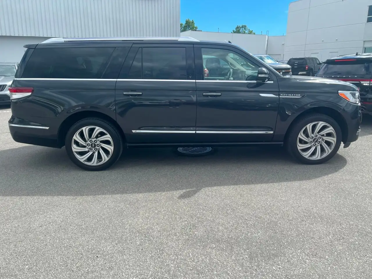 Lincoln Navigator снимка Lincoln Navigator