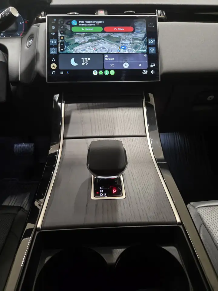 Land Rover Range Rover Velar 2026 — фото 15