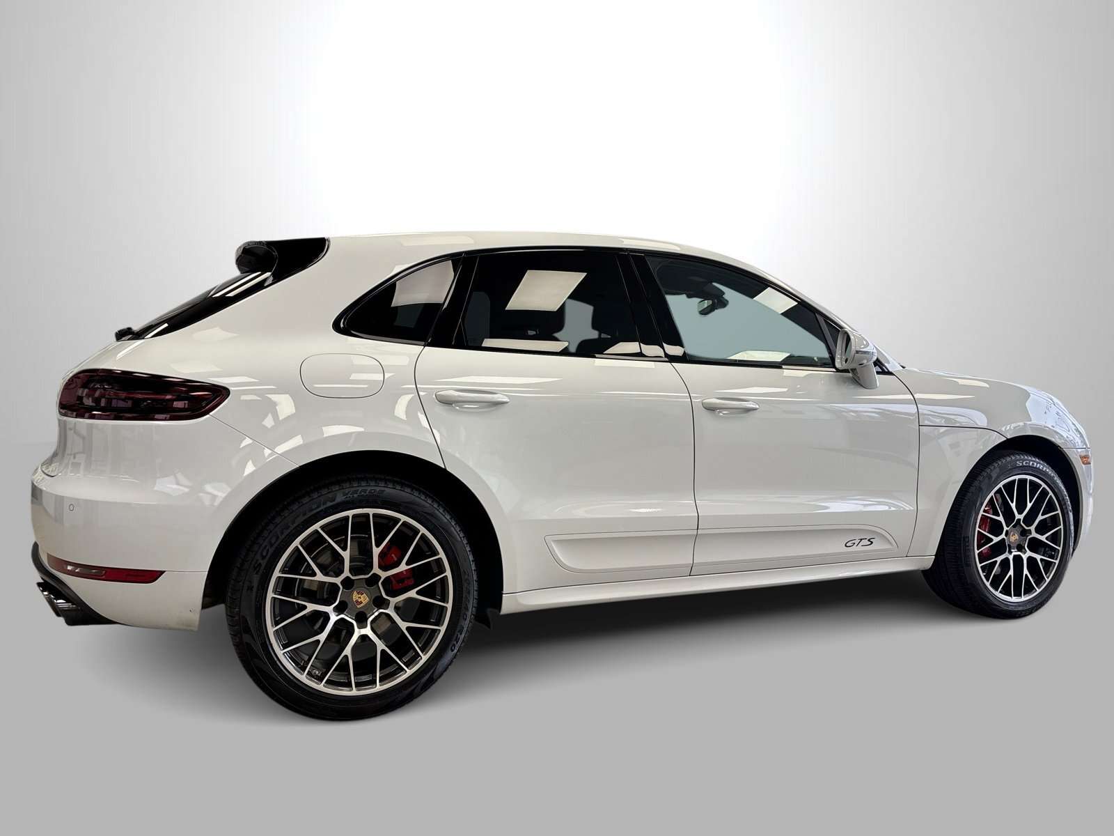 2018 Porsche Macan GTS-Premium Package Plus thumb 16